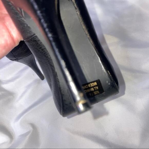 Qupid open toe tall high heels with a flower toe detailing SZ 7.5 - Picture 9 of 13